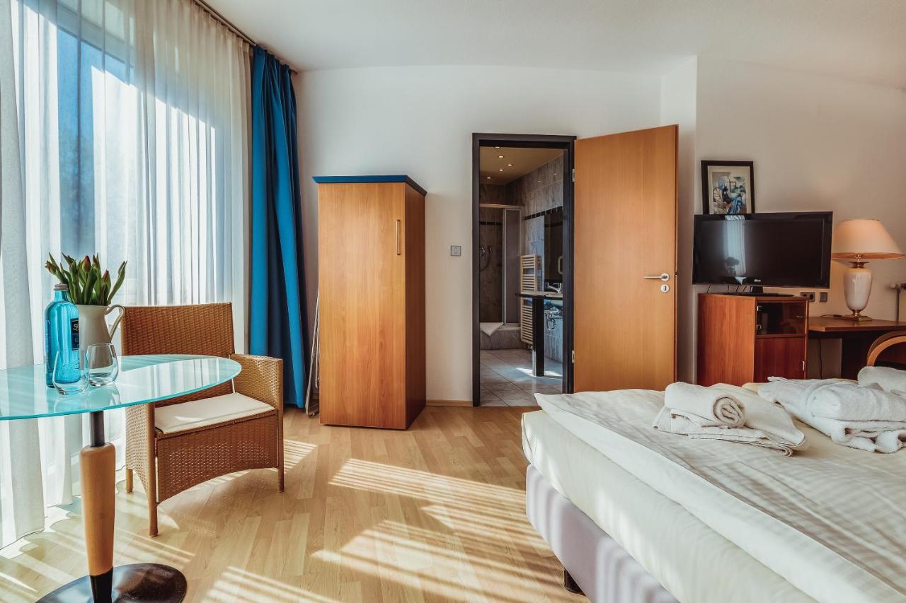 Landhotel Lewitz Muehle Banzkow Extérieur photo