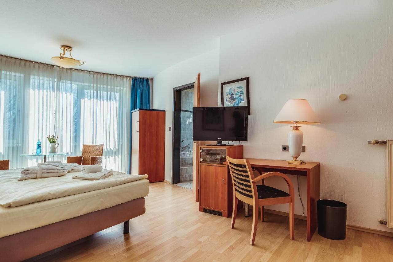 Landhotel Lewitz Muehle Banzkow Extérieur photo