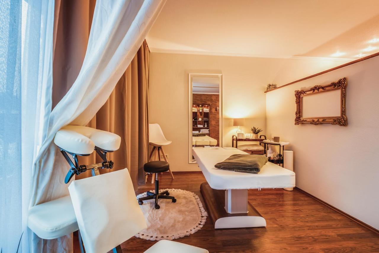 Landhotel Lewitz Muehle Banzkow Extérieur photo