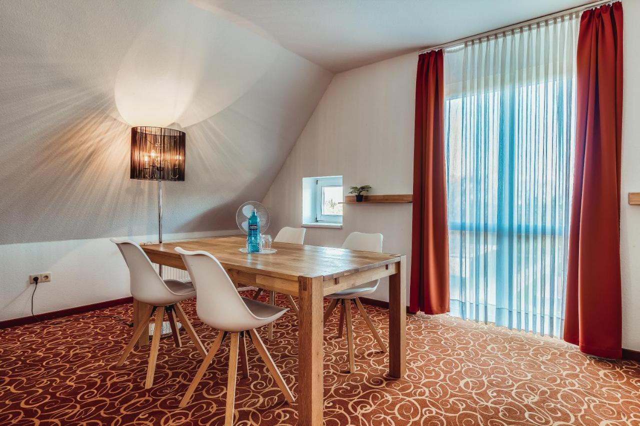 Landhotel Lewitz Muehle Banzkow Extérieur photo