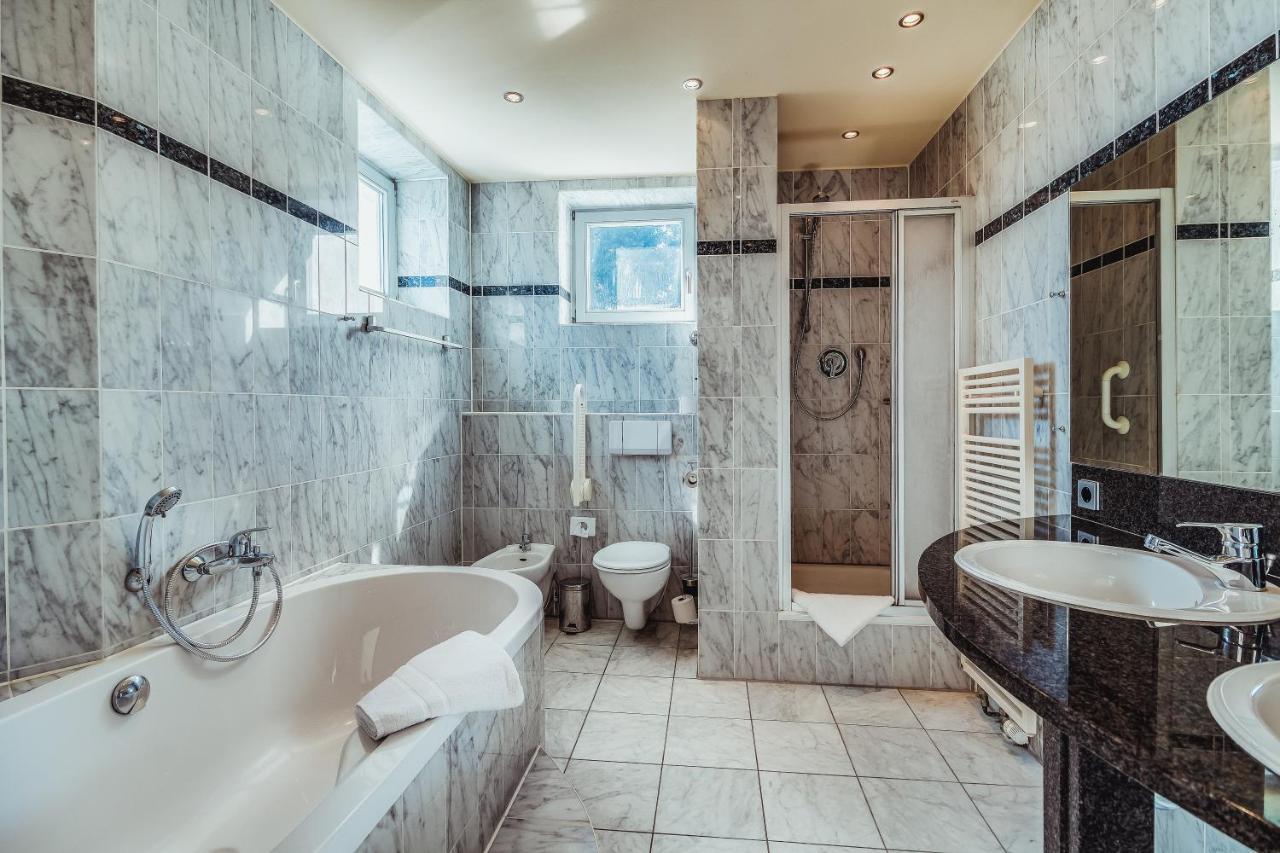 Landhotel Lewitz Muehle Banzkow Extérieur photo